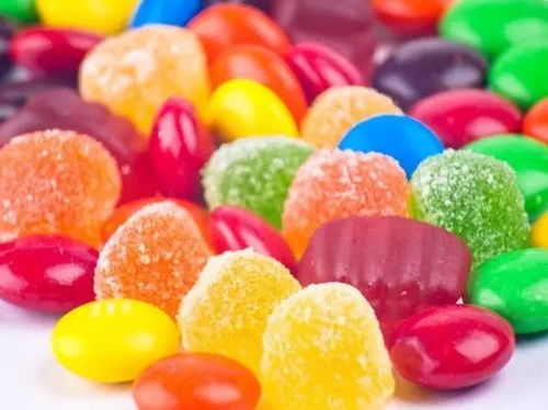 人民日报精选70个超实用健康养生饮食小知识 守护健康，从每日餐桌开始